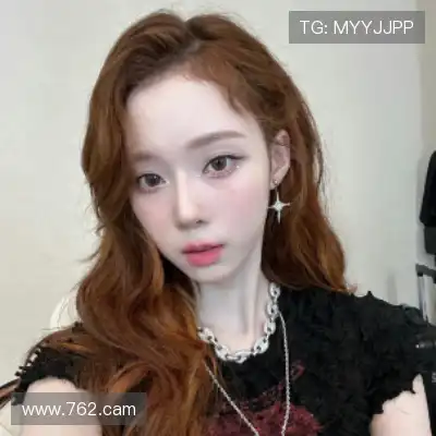 石珺胡